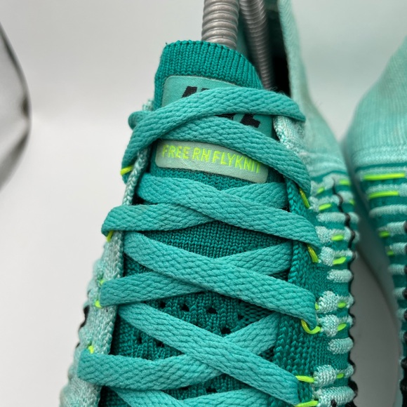 Nike Free RN Flyknit women’s green sneakers size 9.5 - Picture 5 of 10